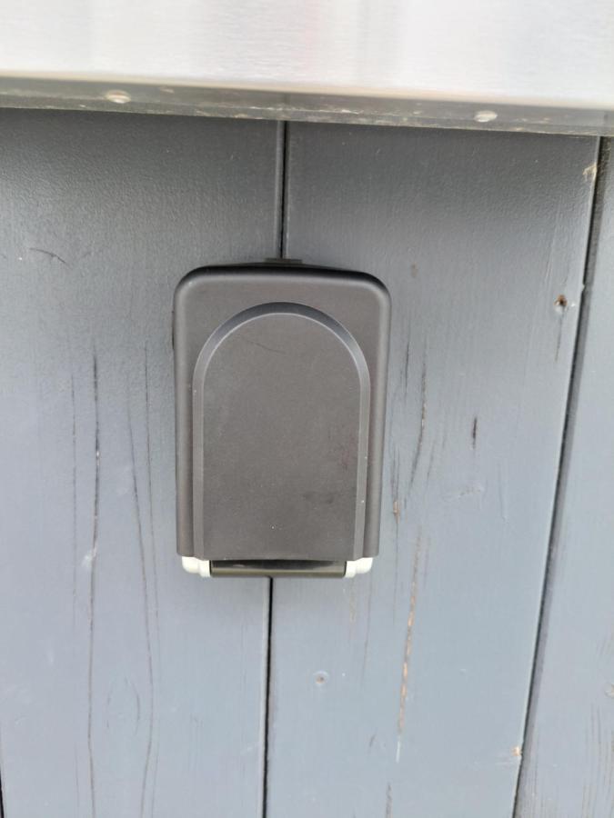 Ganze Ferienwohnung 5 Km Von Erfurt, Mit Kaffeevollautomat, Tv, Wlan, Boxspringbett, Schlafsofa Und Einkaufsmoeglichkeiten, Sehr Gute Anbindung Zur A71 Und A4, Kostenloser Oeff Parkplatz Fuer Pkw Und Transporter Elxleben Екстер'єр фото